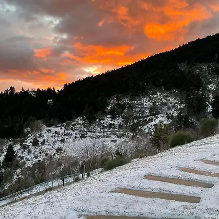 Escapade Luxury Residences 4* Karpenisi