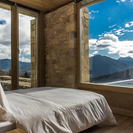 Ξενοδοχείο με διαμερίσματα Escapade Luxury Residences Καρπενήσι